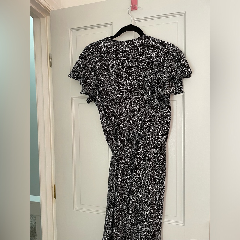 Euc Zesica black and white tie polka dot wrap dress size medium - Picture 3 of 7